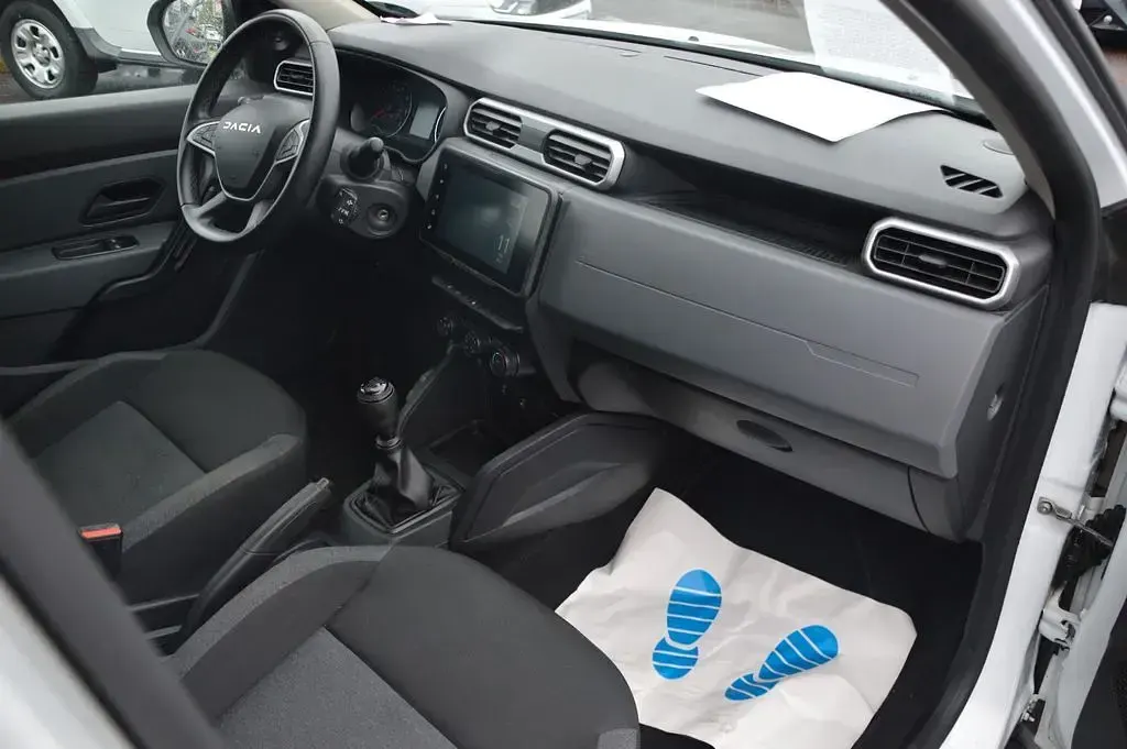 Second-hand Dacia Duster Essentiel 91 CP (66 kW) 2023 Alb SUV
