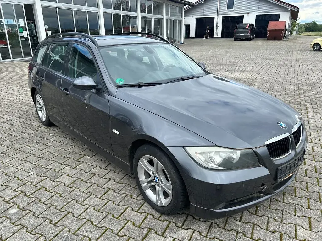 Gebraucht BMW 320 170 PS (125 kW) 2007 Kombi