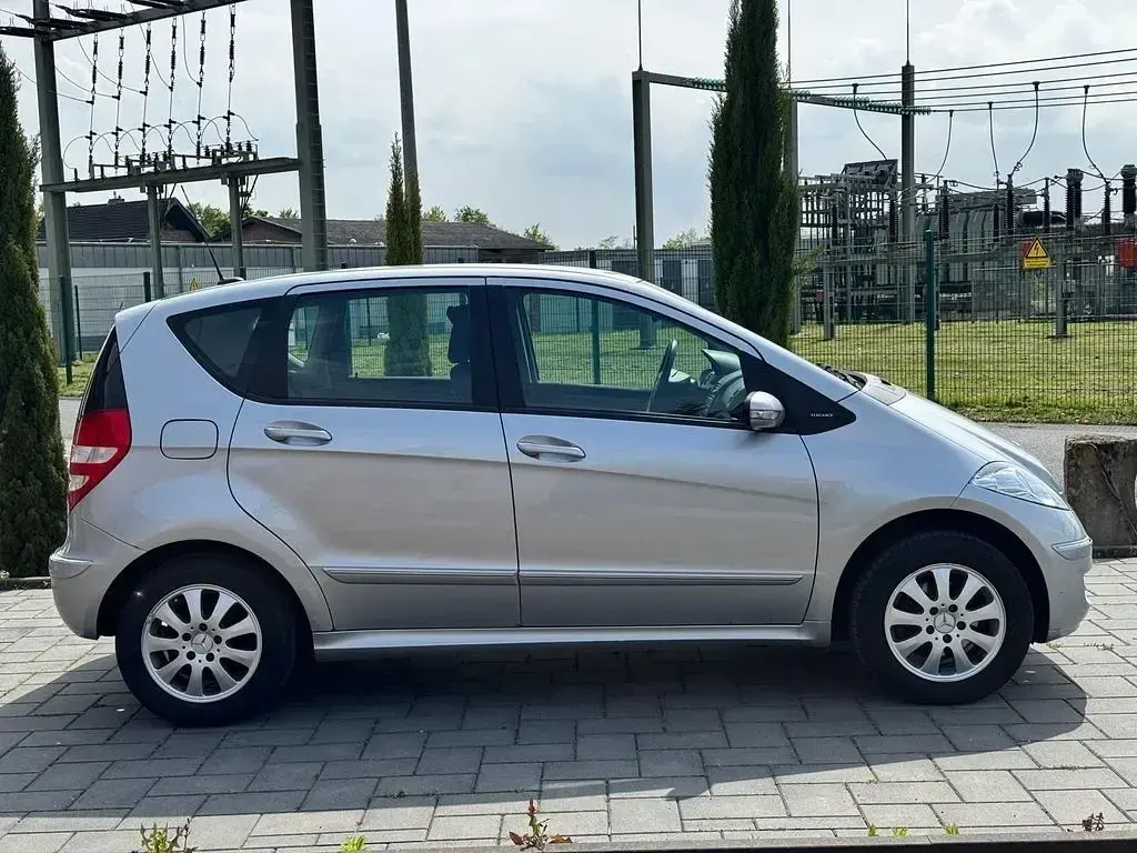 Gebraucht Mercedes A150 Elegance 95 PS (69 kW) 2005 Silber Limousine