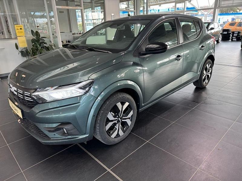 Grün Neu 2025 Dacia Sandero Journey Kleinwagen | 18.995 € (Guter Preis) - Bild 1/4