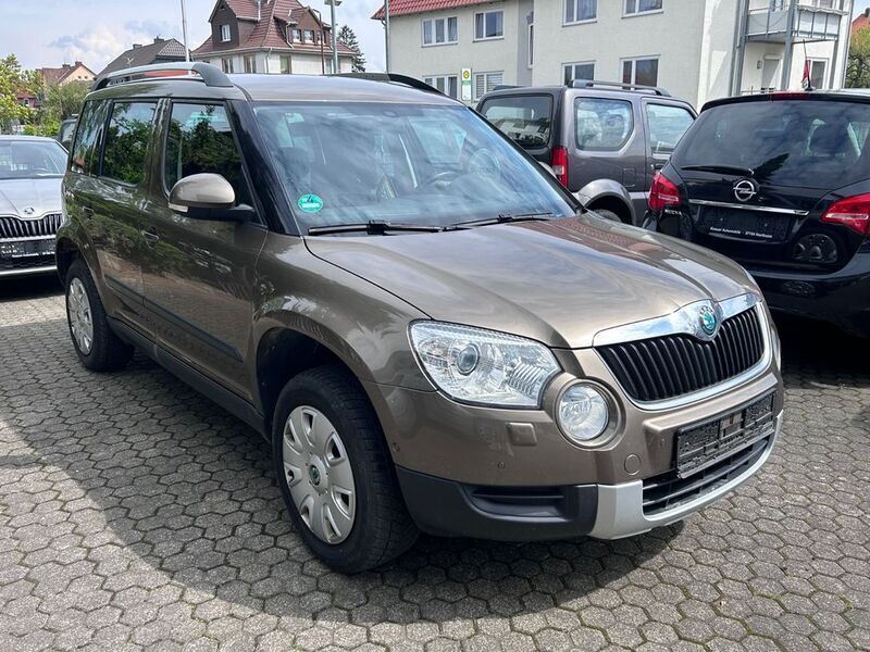 Braun Gebraucht 2011 Skoda Yeti Plus Edition SUV | 4.900 € (Superpreis) - Bild 1/4