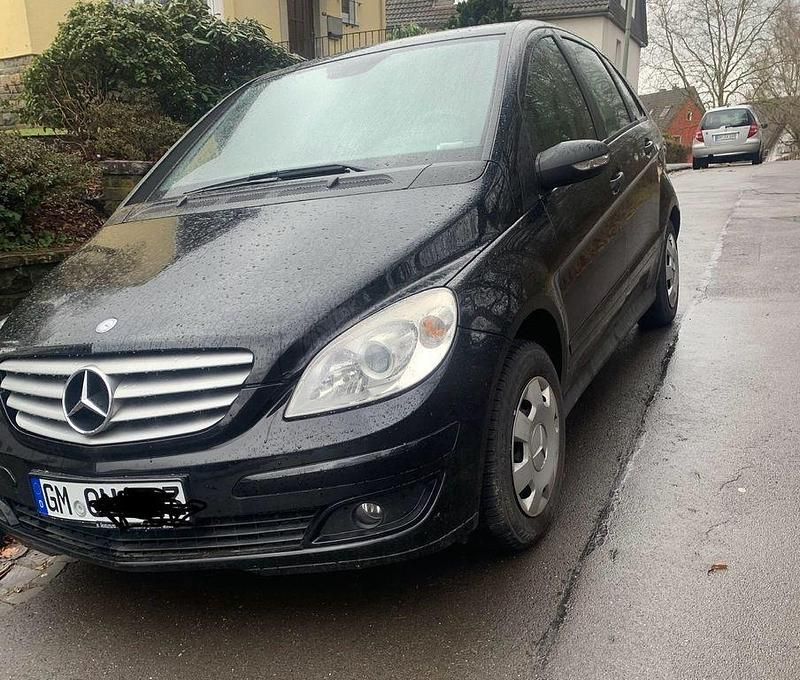 Gebraucht Mercedes B150 95 PS (69 kW) 2005 Schwarz Van / Kleinbus