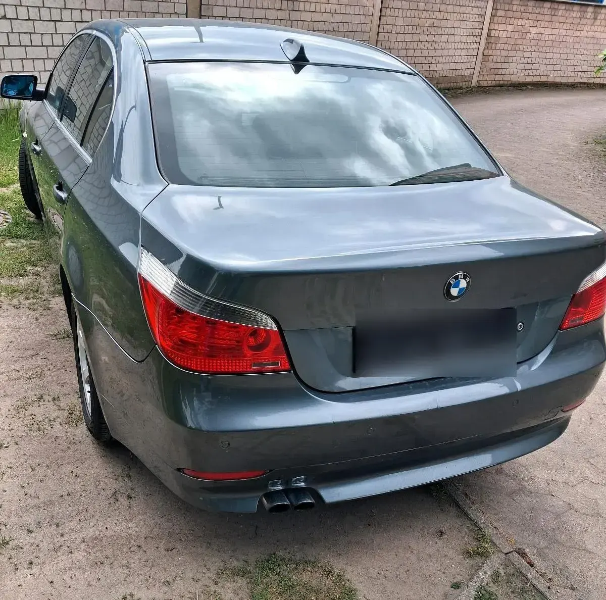 Gebraucht BMW 520 170 PS (125 kW) 2003 Grau Limousine