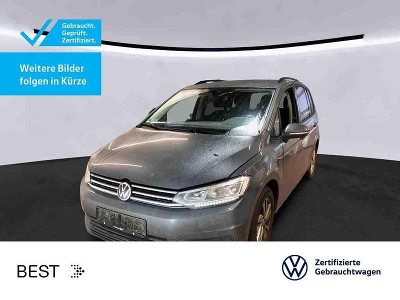 Uranograu Gebraucht 2022 VW Touran Van / Kleinbus | 27.499 € (Fairer Preis) - Bild 1/3