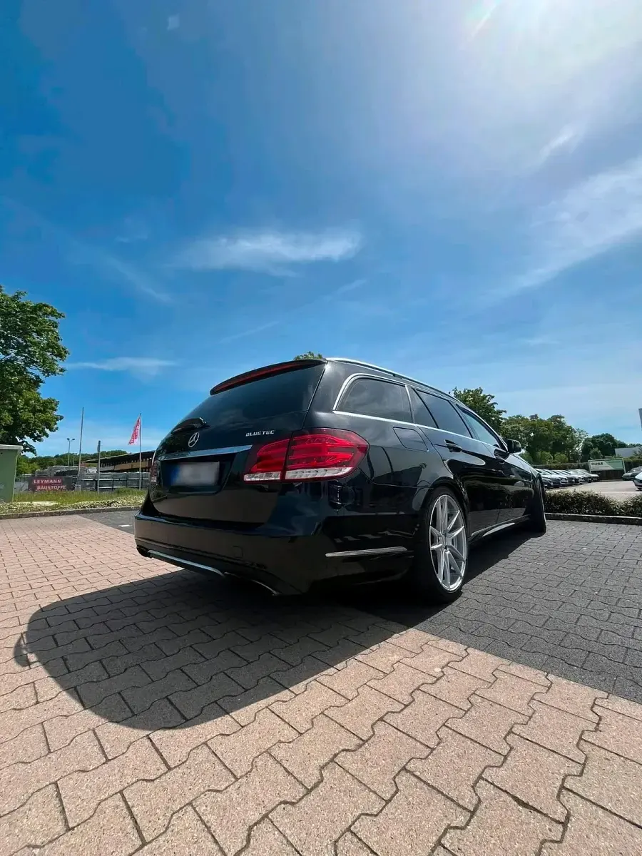 Gebraucht Mercedes E350 258 PS (189 kW) 2014 Schwarz Kombi