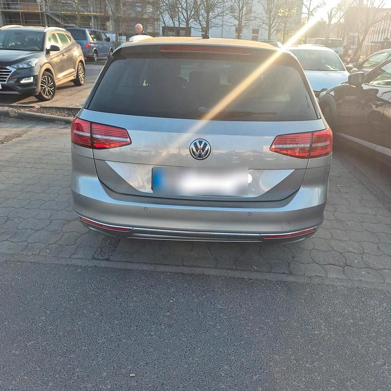Gebraucht VW Passat R-line 150 PS (110 kW) 2015 Grau Kombi
