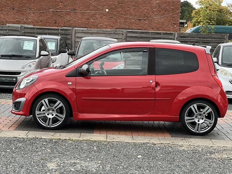 Gebraucht Renault Twingo 133 PS (97 kW) 2009 Rot Kleinwagen