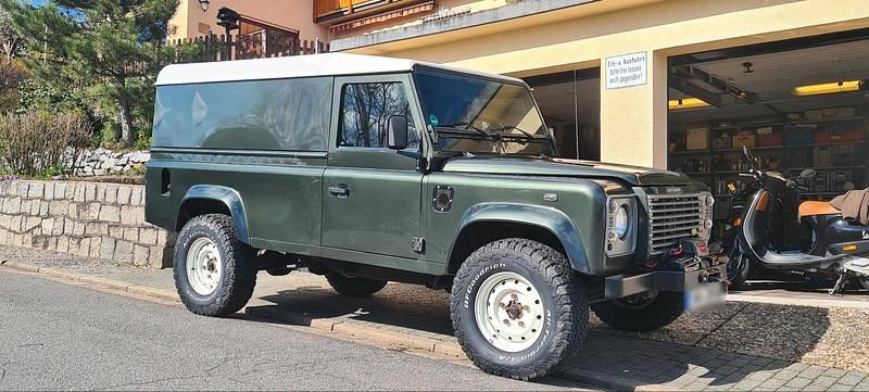 Gebraucht Land Rover Defender 122 PS (89 kW) 2005 Grün SUV