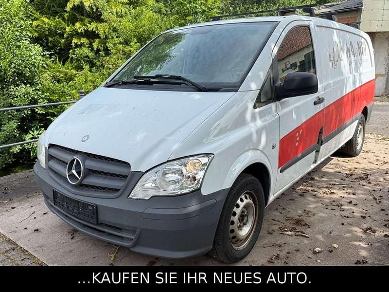 Arktikweiß Gebraucht 2011 Mercedes Vito Van / Kleinbus | 6.990 € (Guter Preis) - Bild 1/4