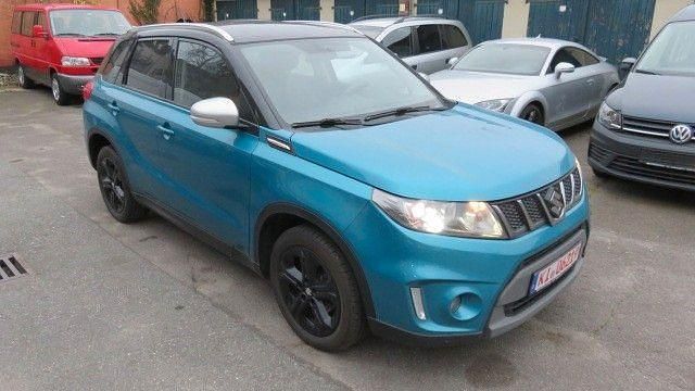 Gebraucht Suzuki Vitara 140 PS (102 kW) 2017 Blau SUV