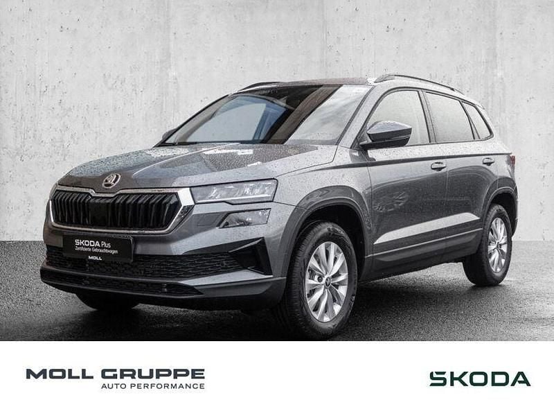 Neu Skoda Karoq Selection 150 PS (110 kW) 2025 Graphite grau metallic SUV