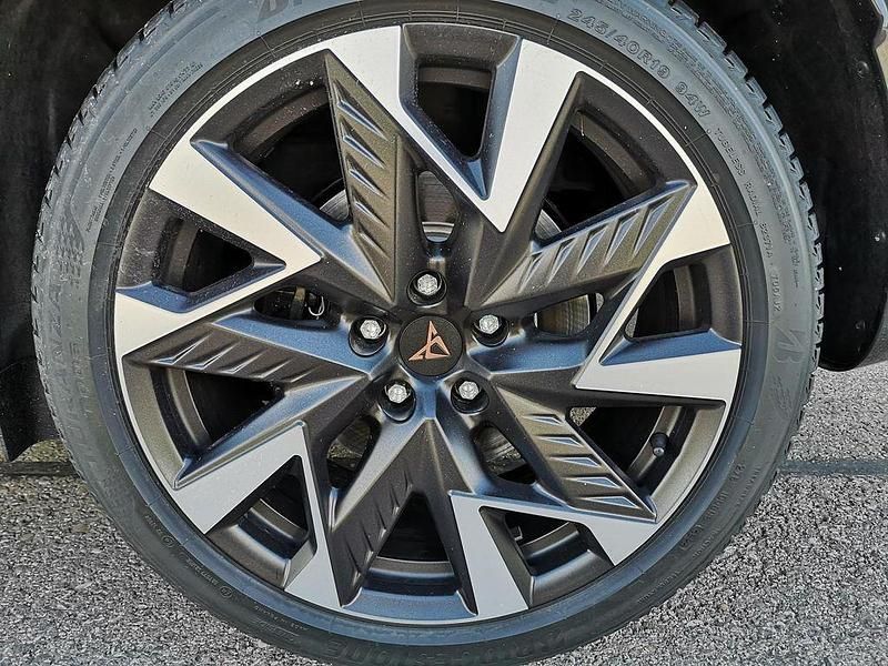 Neu Cupra Formentor VZ 333 PS (244 kW) 2025 Graphenegrau SUV