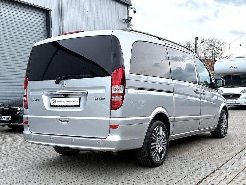 Gebraucht Mercedes Viano 224 PS (164 kW) 2012 Silber Van / Kleinbus
