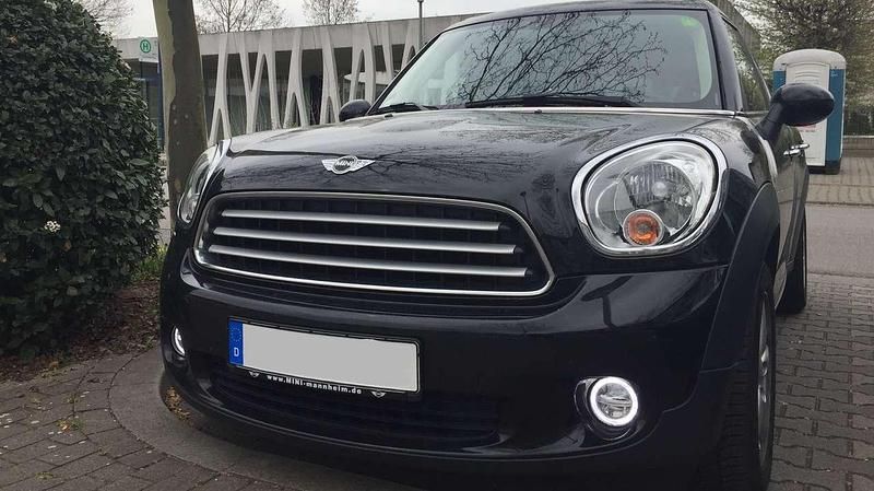 Schwarz Gebraucht 2013 Mini Cooper Countryman SUV | 8.888 € (Etwas zu teuer) - Bild 1/4