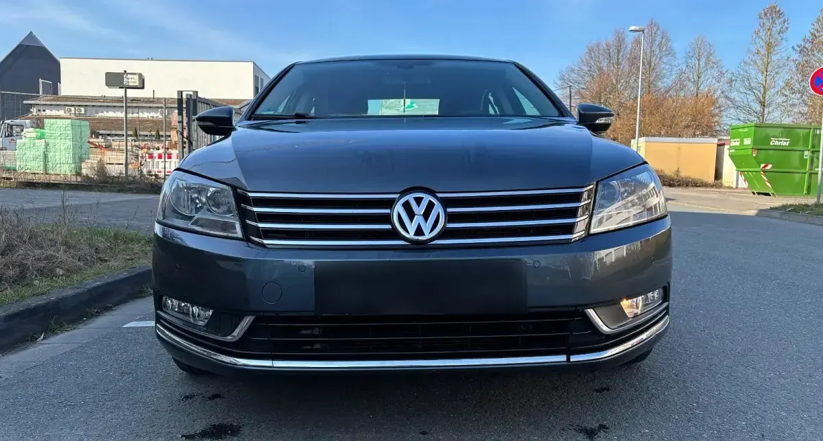 Gebraucht VW Passat 150 PS (110 kW) 2014 Grau Limousine