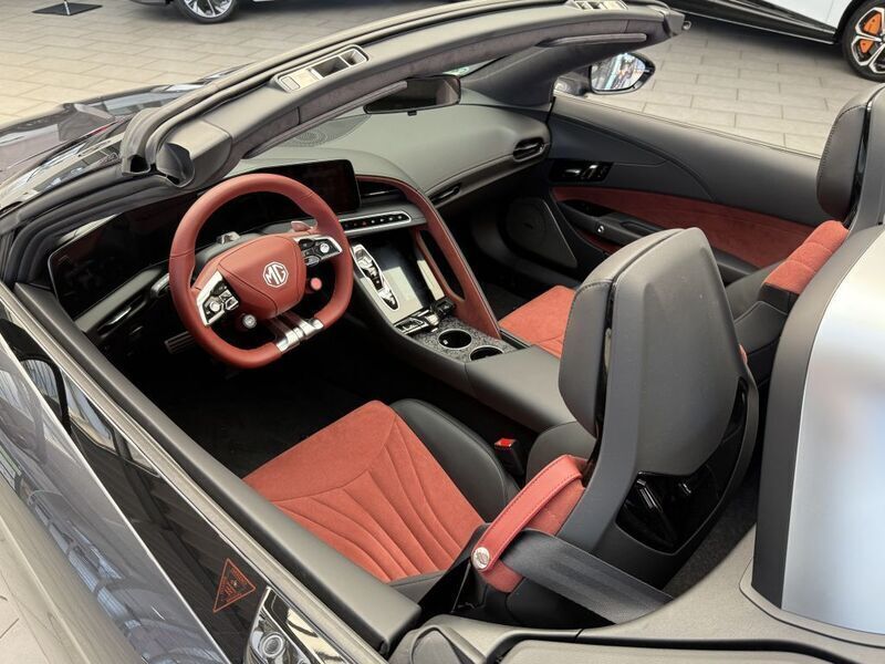 Neu MG Cyberster 375 kW (510 PS) 2025 Grau Cabrio