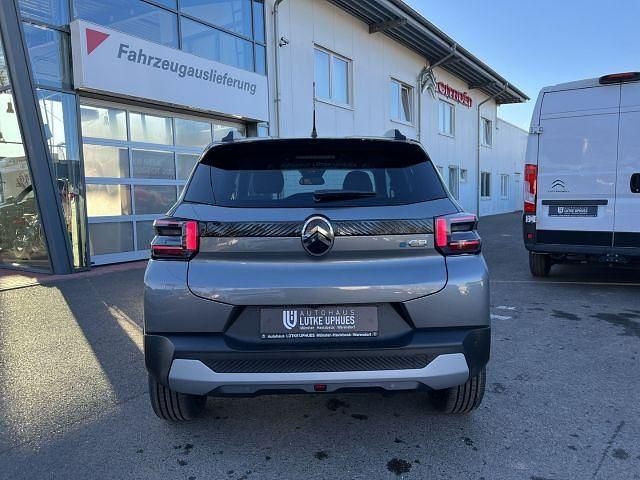 Gebraucht Citroën e-C3 83 kW (113 PS) 2025 Farbe grun turquoise/typ aussenverkleidu (metallic) Limousine