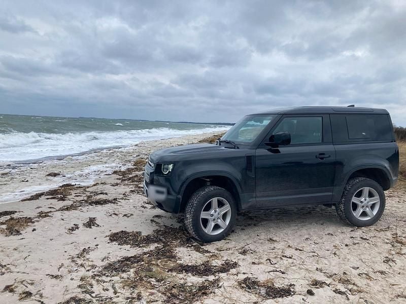 Gebraucht Land Rover Defender SE 200 PS (147 kW) 2022 Schwarz SUV