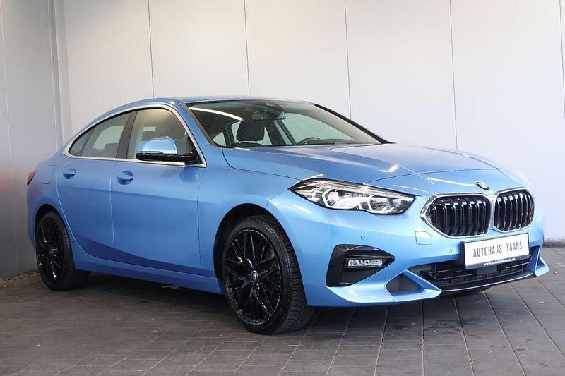 Gebraucht BMW 218 Gran Coupé Sport Line 150 PS (110 kW) 2021 Blau Coupé