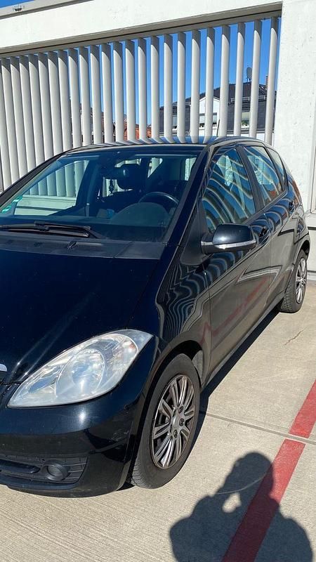 Gebraucht Mercedes A150 95 PS (69 kW) 2008 Schwarz Kleinwagen