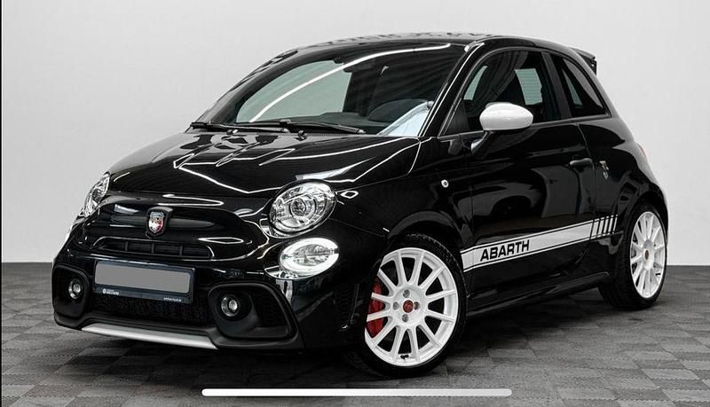 Gebraucht Abarth 695 Esseesse 179 PS (131 kW) 2022 Schwarz Kleinwagen