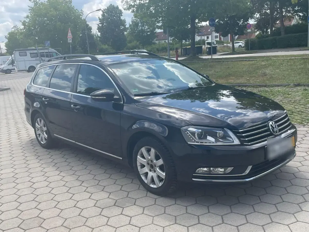 Gebraucht VW Passat 105 PS (77 kW) 2013 Schwarz Kombi