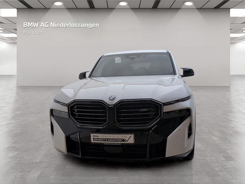 Używany BMW XM Performance 476 KM (350 kW) 2025 Biały SUV