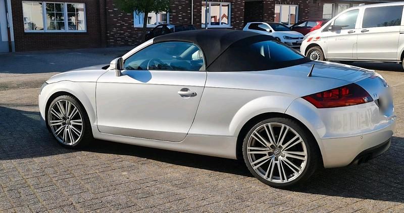 Second-hand Audi TT 200 CP (147 kW) 2008 Argintiu Coupe