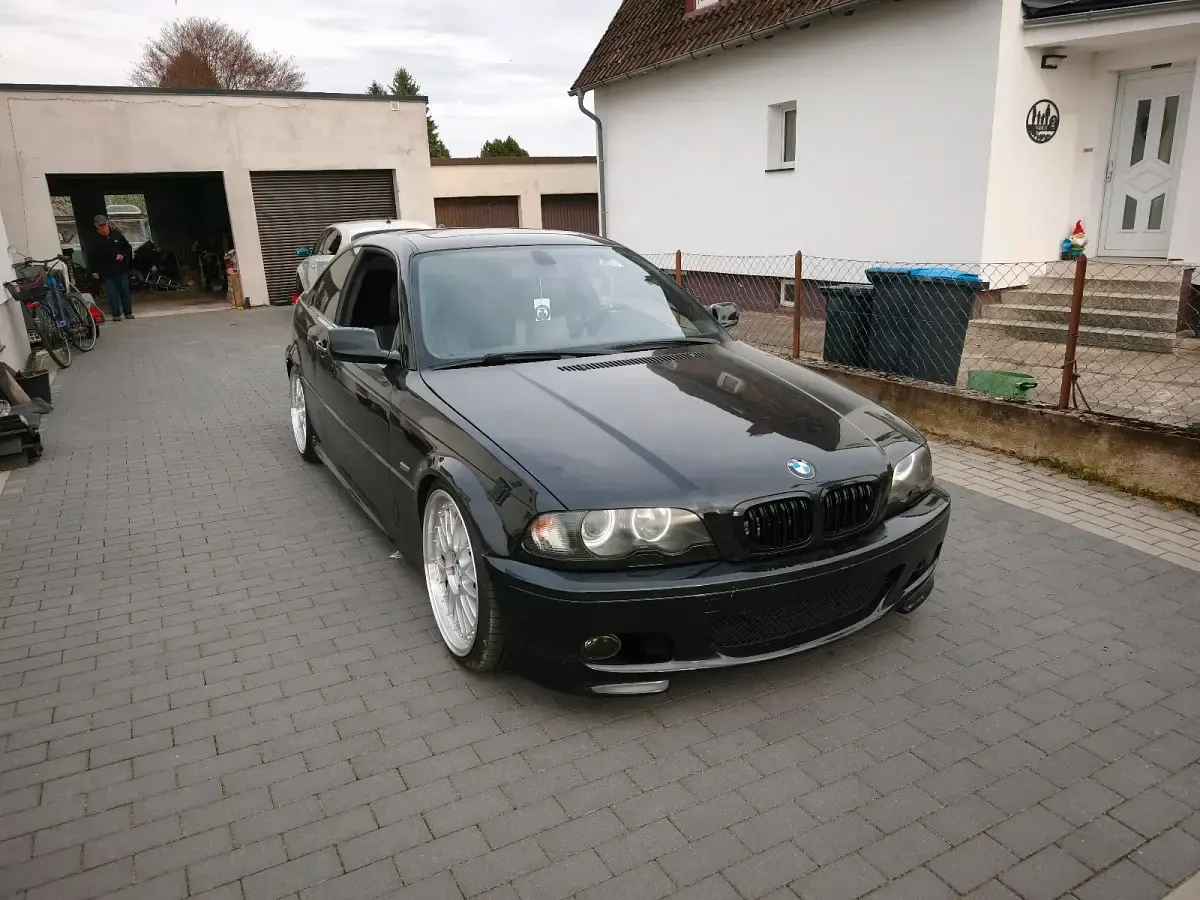 Second-hand BMW 328 193 CP (141 kW) 1999 Negru Coupe
