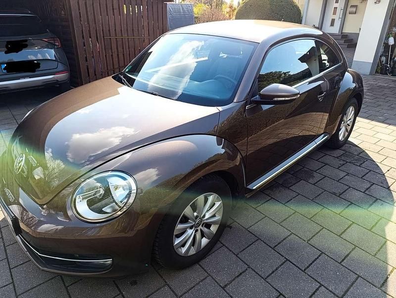 Second-hand VW Beetle Design 105 CP (77 kW) 2014 Maro Hatchback