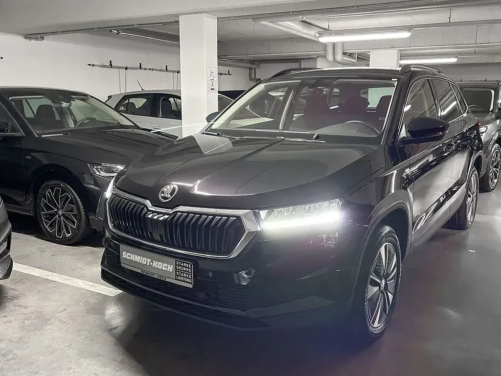Gebraucht Skoda Karoq Ambition 150 PS (110 kW) 2023 Blackmagic perleffekt SUV