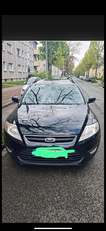 Schwarz Gebraucht 2010 Ford Mondeo Kombi | 3.750 € (Fairer Preis) - Bild 1/4