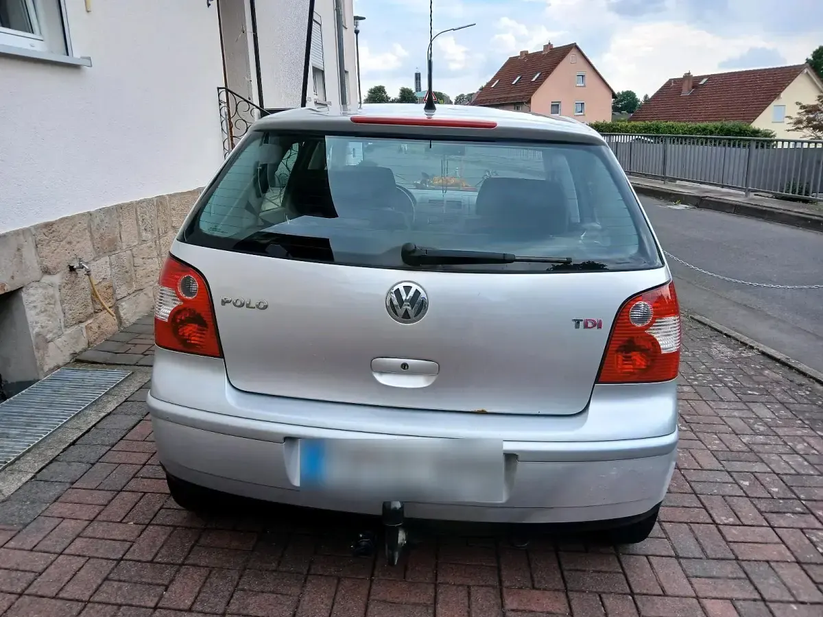 Gebraucht VW Polo Highline 101 PS (74 kW) 2004 Silber Kleinwagen