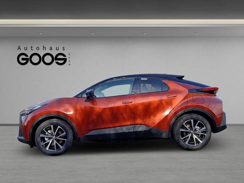 Neu Toyota C-HR 223 PS (164 kW) 2025 Rot SUV