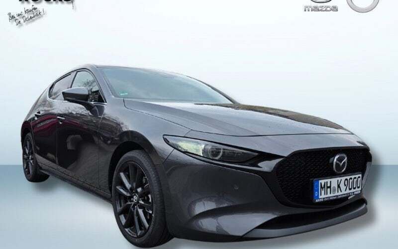 Grau Gebraucht 2024 Mazda CX-30 Exclusive-Line SUV | 31.200 € (Etwas zu teuer) - Bild 1/4