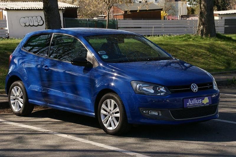 Gebraucht VW Polo Style 69 PS (50 kW) 2011 Blau Kleinwagen