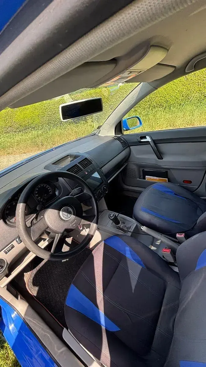 Gebraucht VW Polo Basis 101 PS (74 kW) 2003 Blau Limousine