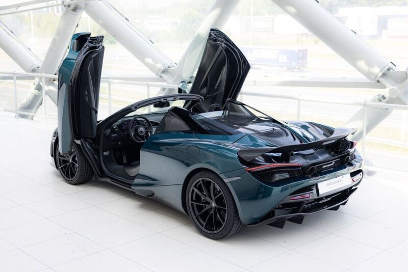 Gebraucht McLaren 720S 721 PS (530 kW) 2022 Grün Cabrio