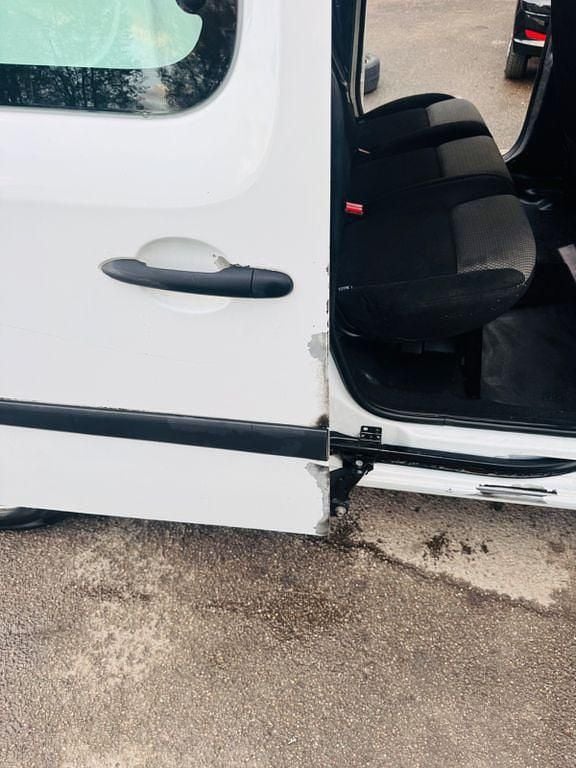 Gebraucht Renault Kangoo 110 PS (80 kW) 2017 Weiß Van / Kleinbus