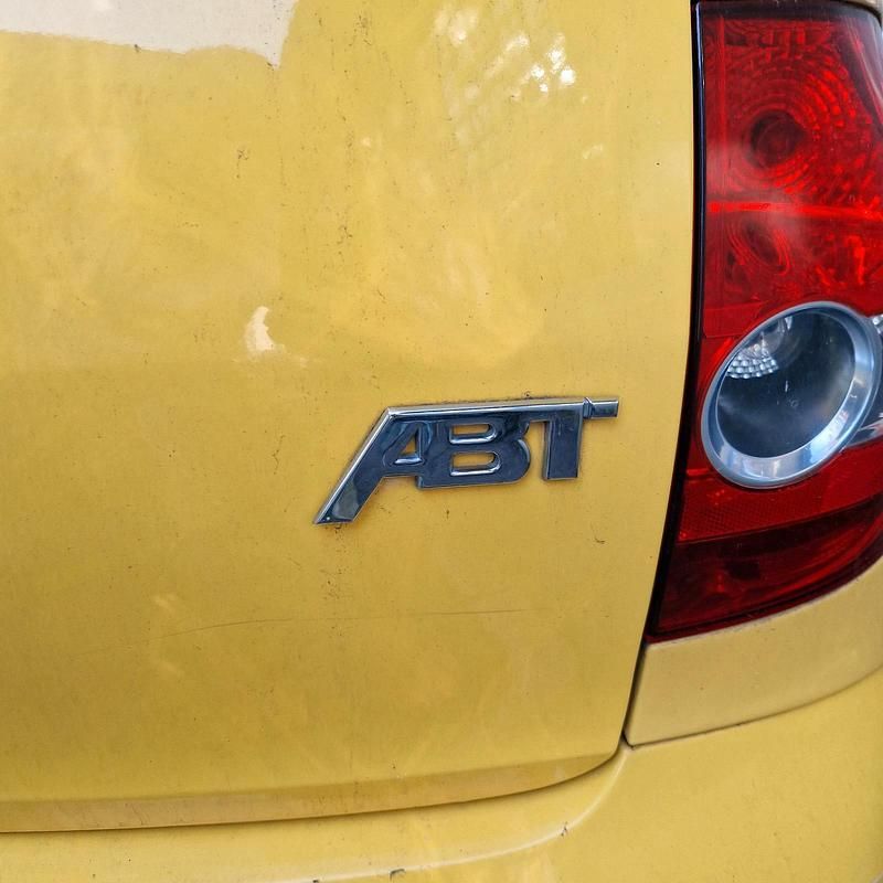 Gelb Gebraucht 2005 VW Fox Kleinwagen | 850 € (Guter Preis) - Bild 1/4