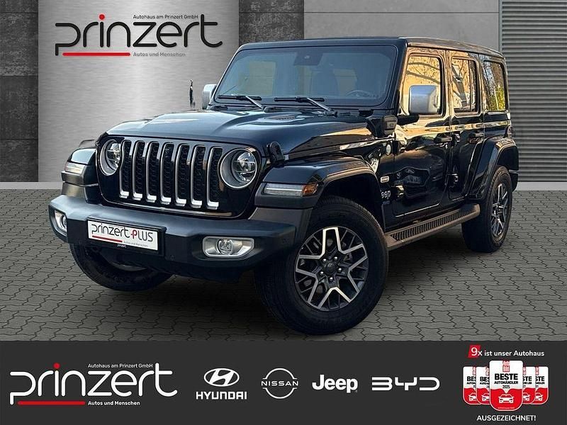 Black clear coat Gebraucht 2022 Jeep Wrangler Unlimited Sahara SUV | 53.470 € (Guter Preis) - Bild 1/3