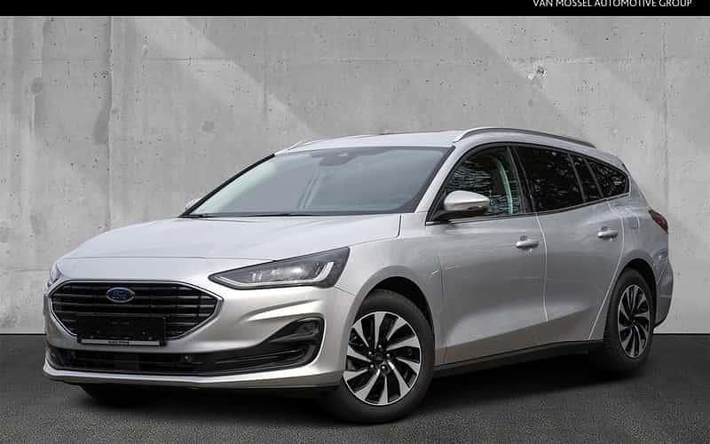 Silber Gebraucht 2024 Ford Focus Titanium Kombi | 21.790 € (Superpreis) - Bild 1/4