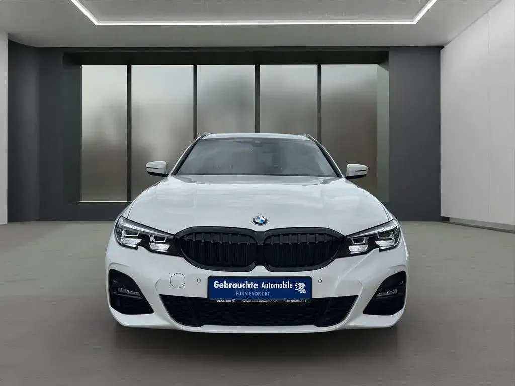 Gebraucht BMW 320 M Sport 184 PS (135 kW) 2021 Weiss / alpinweiss iii Kombi