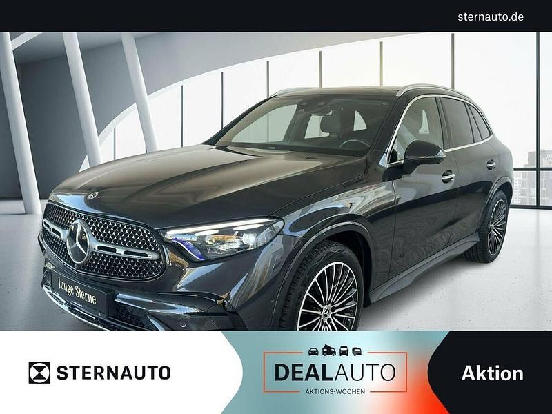 Metalliclack graphitgrau Gebraucht 2023 Mercedes GLC300 AMG line SUV | 63.819 € (Etwas zu teuer) - Bild 1/4