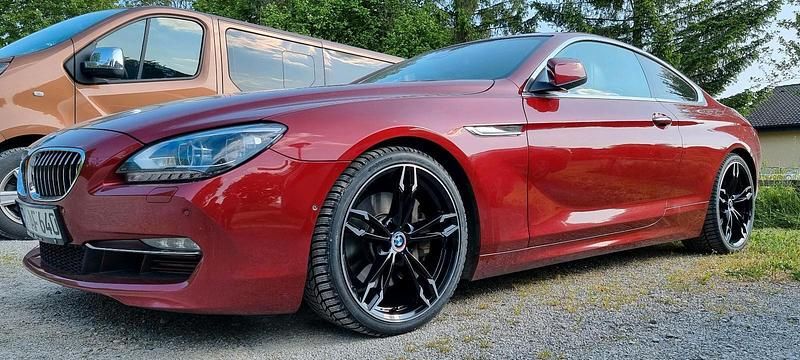 Gebraucht BMW 640 Comfort Edition 320 PS (235 kW) 2011 Rot Coupé