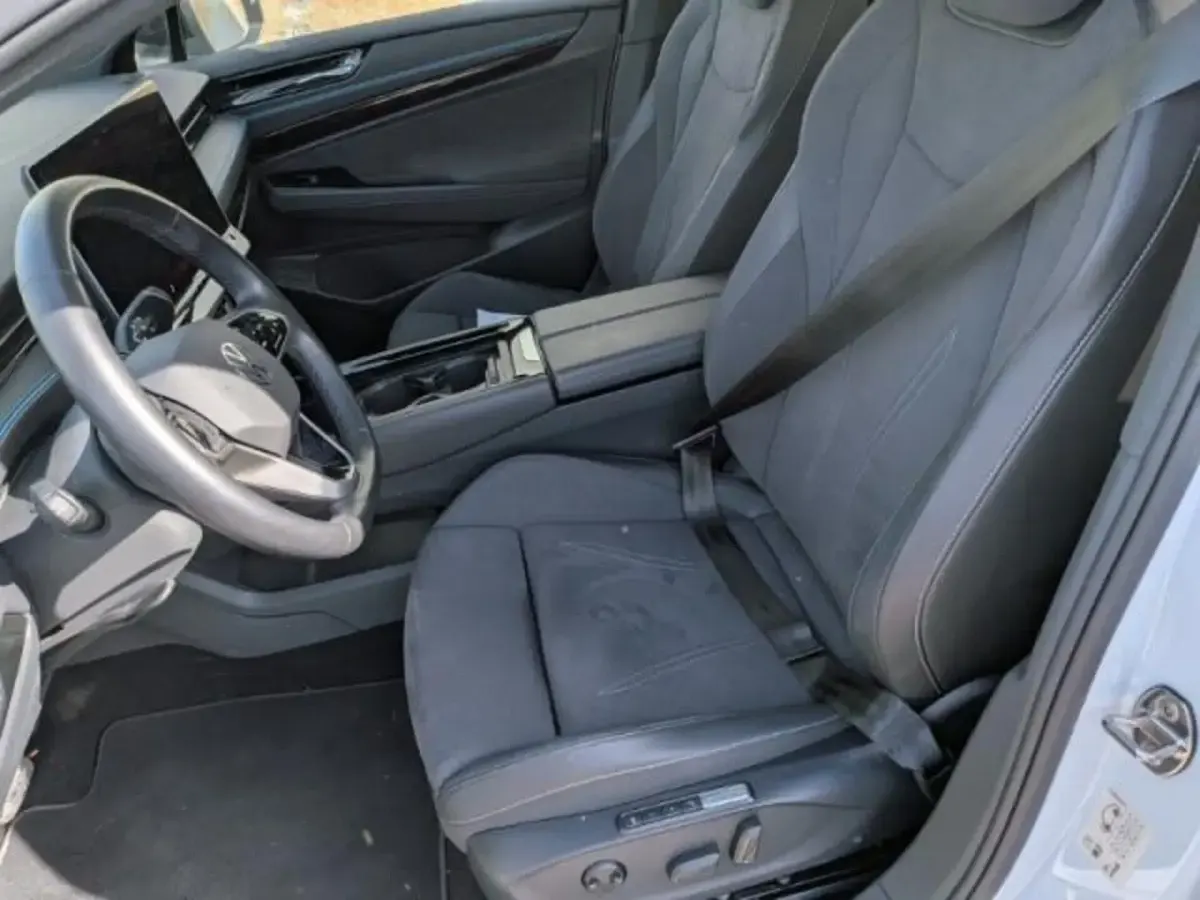 Gebraucht VW ID.7 Pro 210 kW (286 PS) 2024 Gletscherweiß (metallic) Coupé