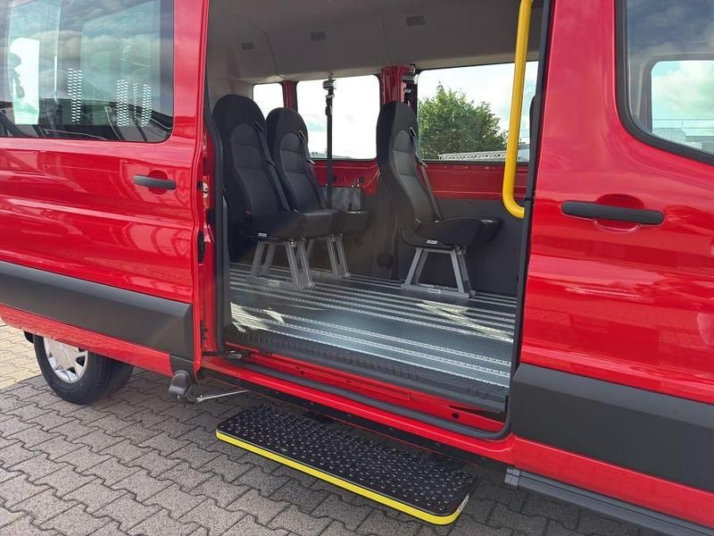 Neu Ford Transit 105 PS (77 kW) 2025 Rot Kombi