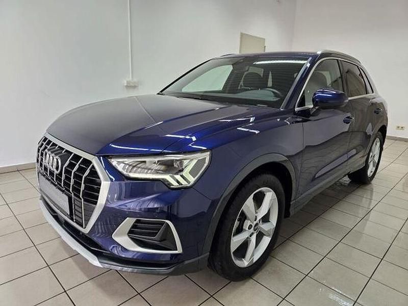 Blau Gebraucht 2021 Audi Q3 Advanced SUV | 26.990 € (Fairer Preis) - Bild 1/4