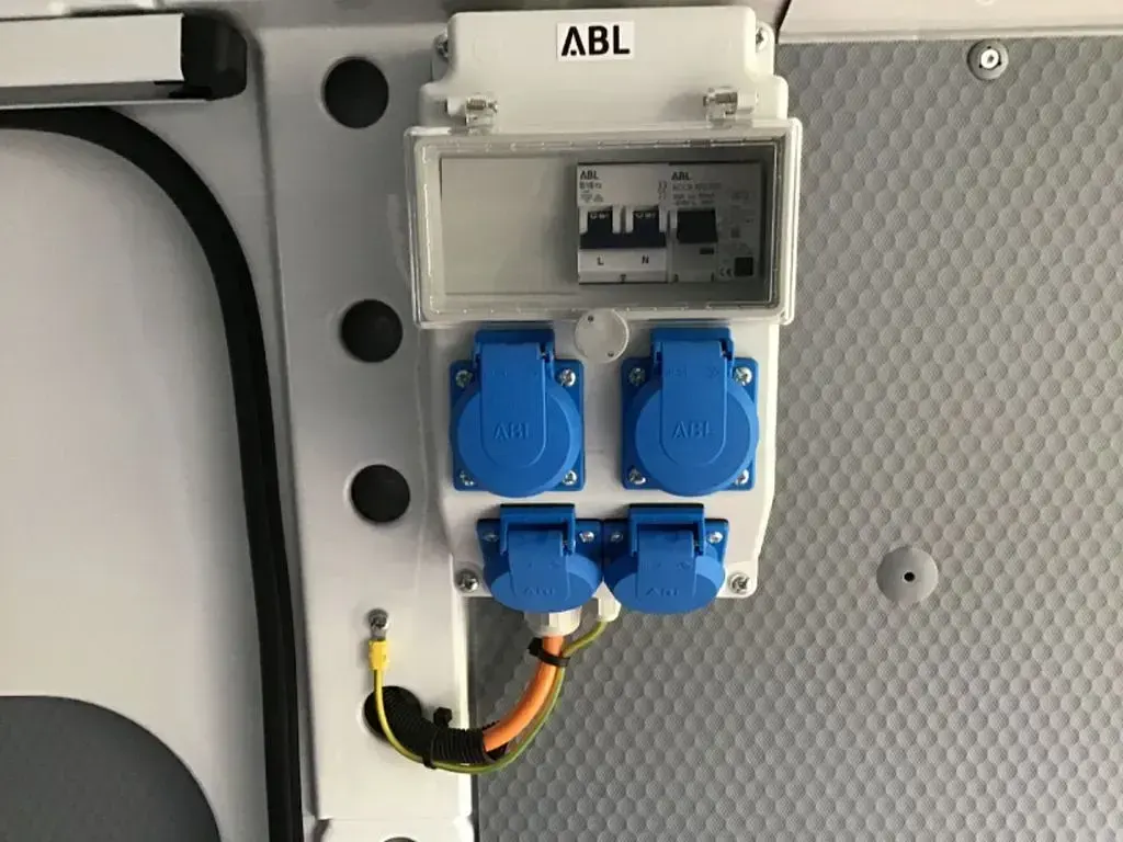 Używany Renault Master 131 KM (96 kW) 2019 Biały Minivan
