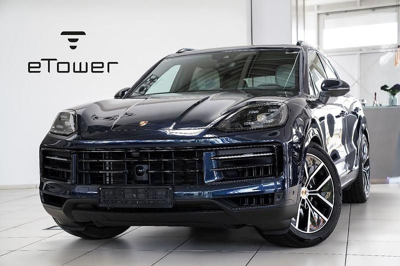 Blau Gebraucht 2024 Porsche Cayenne Sport SUV | 96.460 € (Guter Preis) - Bild 1/4